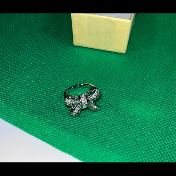 Luxury Sterling Silver 925 Rhinestone Bow ring - Picture 5 of 6